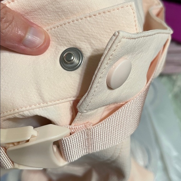 Outdoor Voices RecTrek NWOT Belted Skirt Zipper Pockets Sz Medium Pink Seashell - Picture 10 of 10